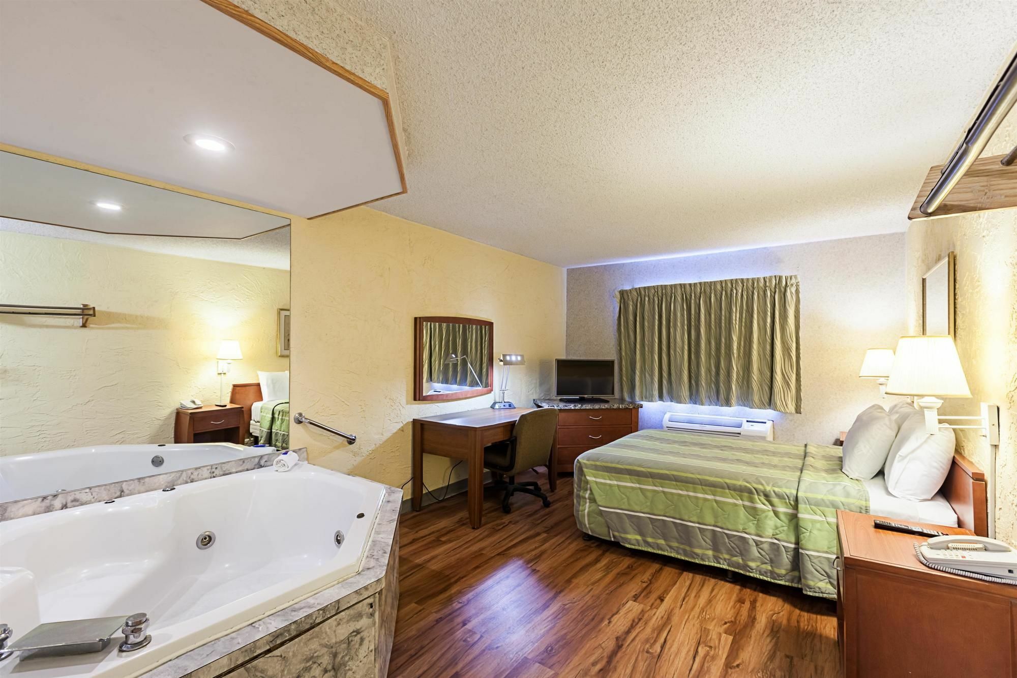 Motel 6-Milwaukee, Wi - Glendale Dış mekan fotoğraf